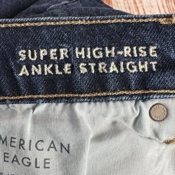 American Eagle SUPER HIGH RISE ANKLE STRAIGHT Sz 12 Short Jeans Denim Pant 33x25 - Picture 10 of 12